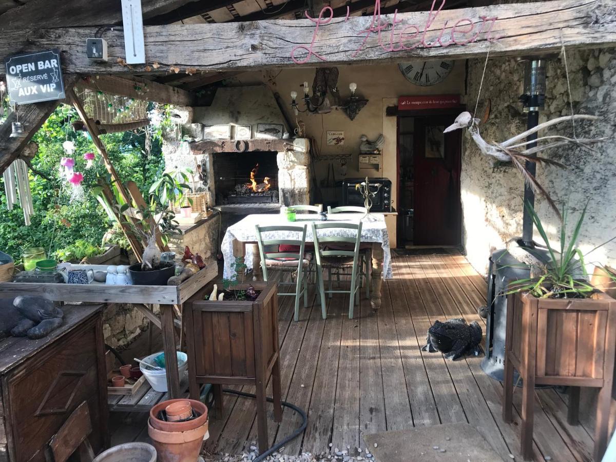 Bed and Breakfast Le Peyrail Les Leves-et-Thoumeyragues Екстер'єр фото