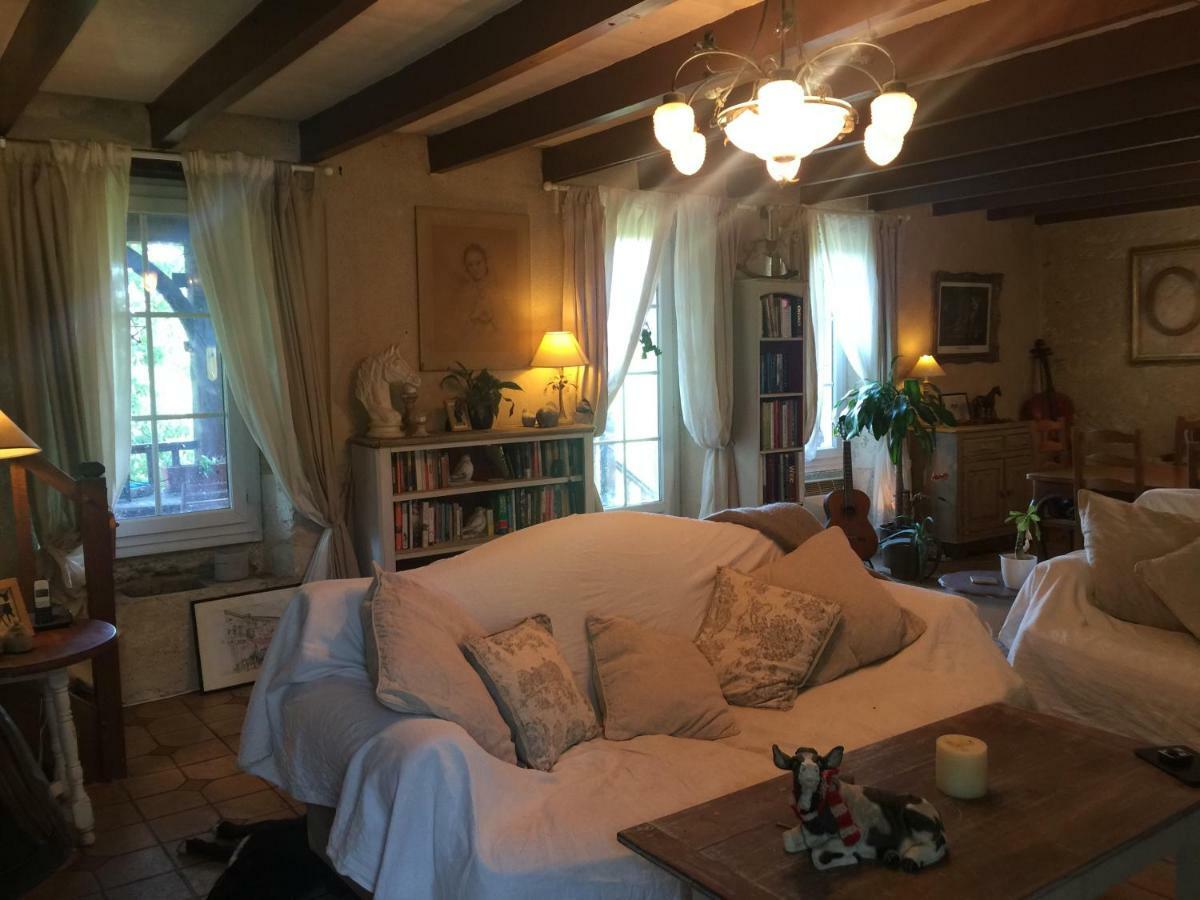 Bed and Breakfast Le Peyrail Les Leves-et-Thoumeyragues Екстер'єр фото